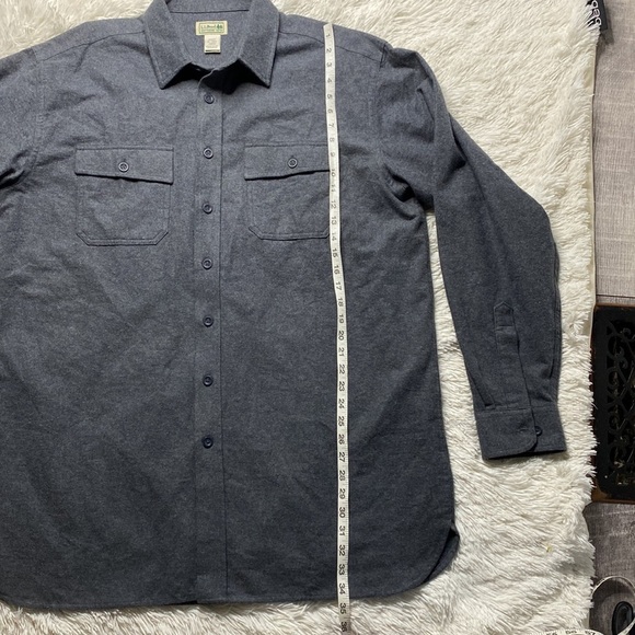 L.L. Bean Chamois Cloth Flannel Button Up Shirt - Picture 4 of 7